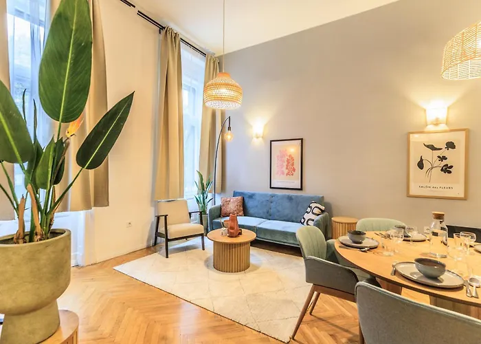 Designer 2 Bedroom Flat