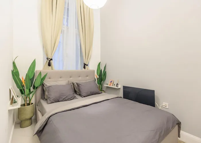 Lägenhet Designer 2 Bedroom